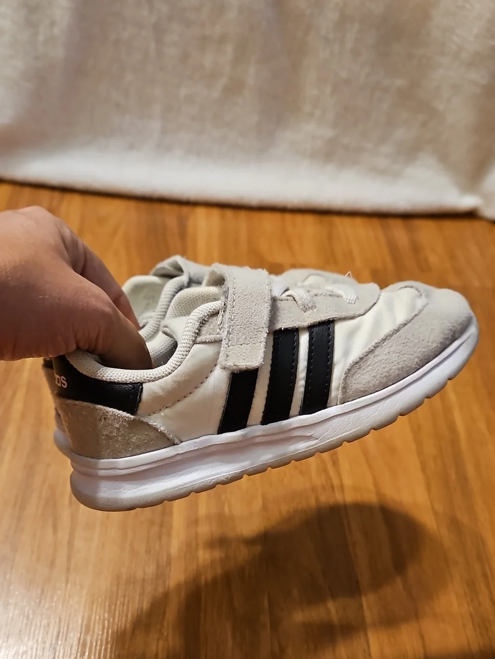 Adidas Run 70s 2.0 Shoes Size 10